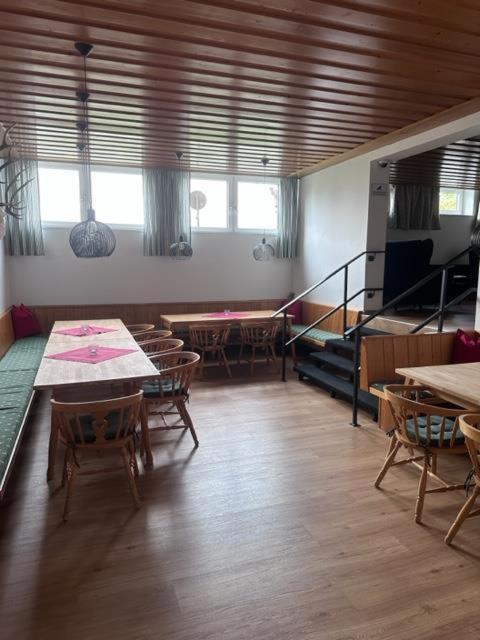 Appartement Doris Mit Hallenbad Und Sauna By Monicare Зеефельд в Тироле Экстерьер фото